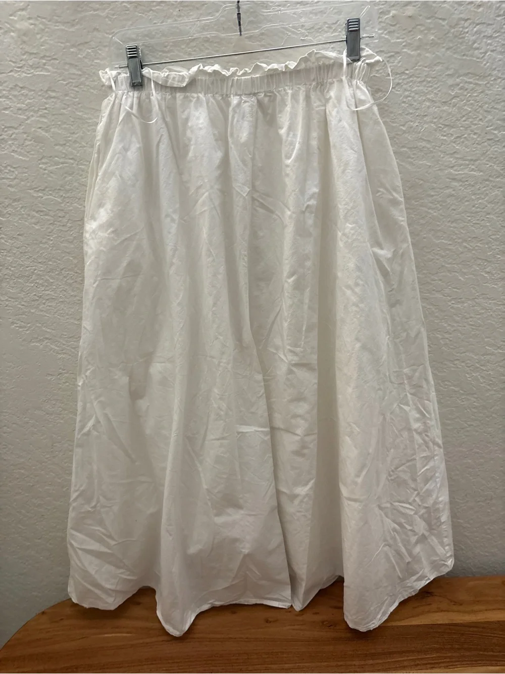Mable lightweight white